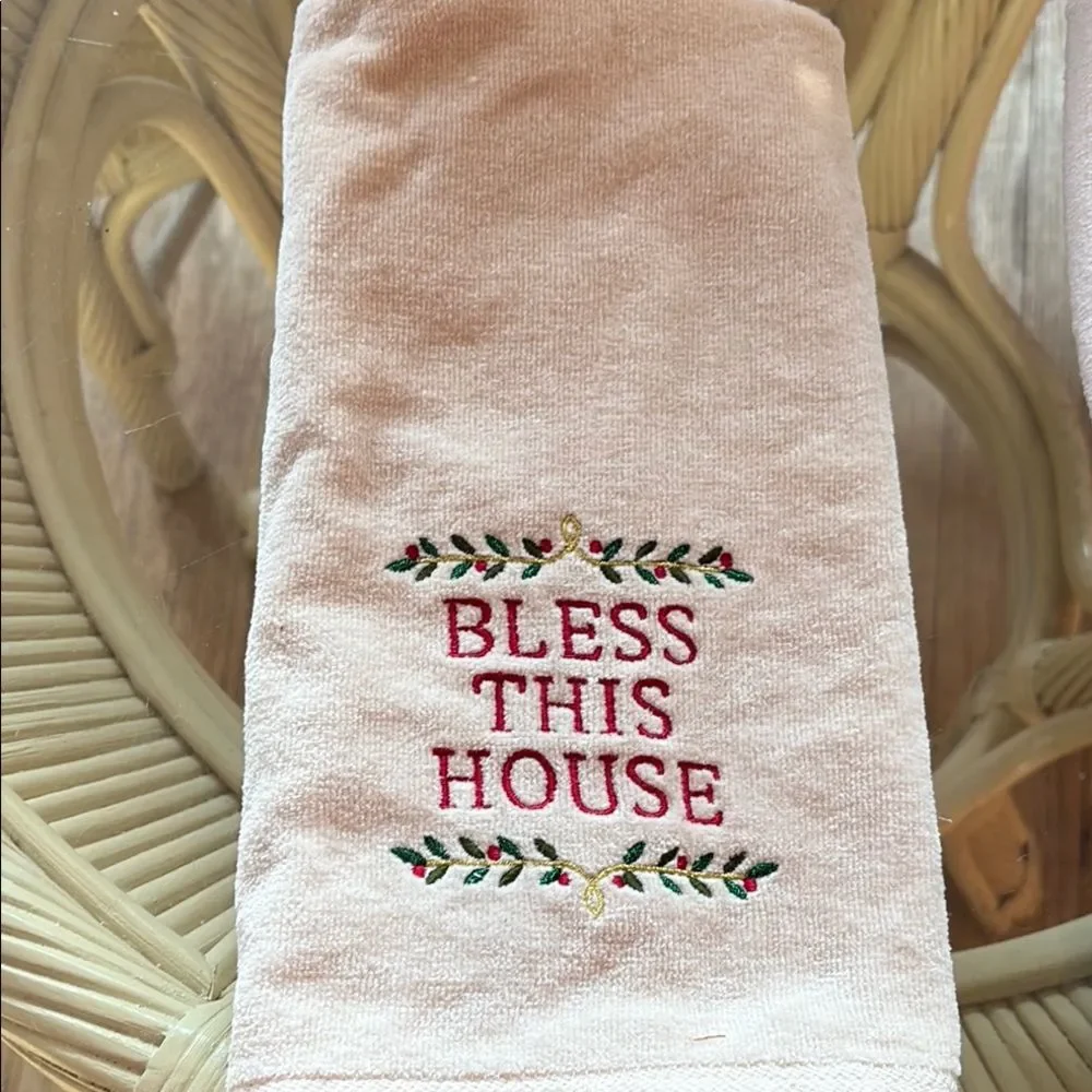 Christmas Holiday Hand Towels Washcloth Set